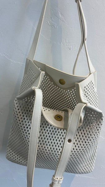 Pre-Owned Pixie Mood Off-White Punch Cut Adjustable Double Strap Tote