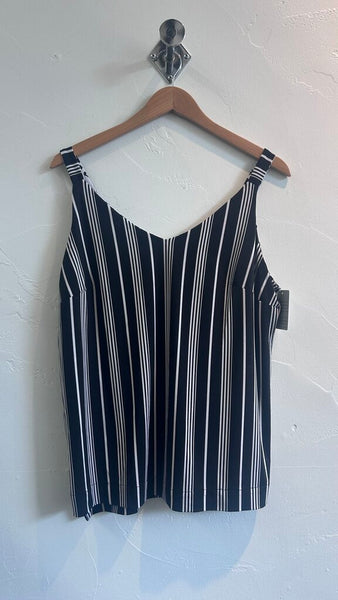 Pre-Owned Black/White Striped Reversible Leopard Print Sleeveless Blouse- Size Large (Estimated)