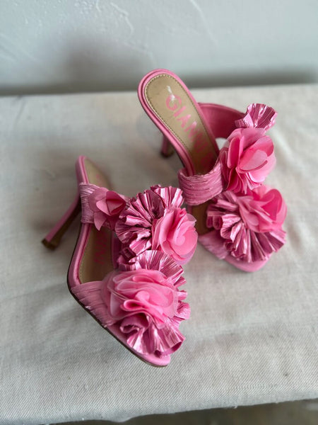 Pre-Owned Gianni Bini Pink Ruffle Floral Decal Heels - Size 6.5