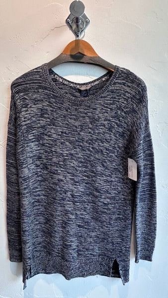 Pre-Owned Denver Hayes Blue Heathered White Knit Side Slit Sweater- Size Medium