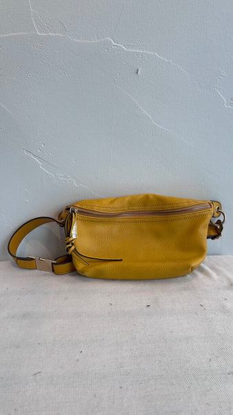 Pre-Owned Joanel Yellow w/ Gold Hardware Purse