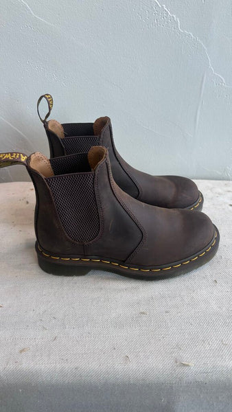 Pre-Owned Doc Martens Brown Leather 2976 'The Original' Boots - Size 36