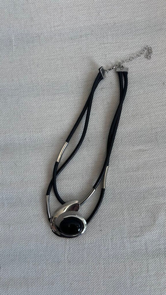 Pre-Owned Black Rope Silver Decal and Black Gem Double Banded Necklace