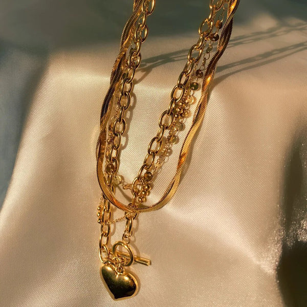 Isla Rae 'Queen of Hearts' Necklace