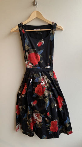 Frock Shop Black Rose Print A-Line Sleeveless Midi Dress - Size Medium