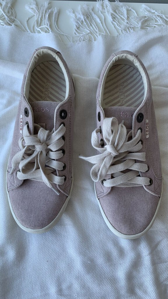 Taos Blush Pink Canvas Sneakers - Size 7