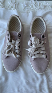 Taos Blush Pink Canvas Sneakers - Size 7