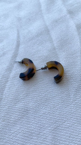 Brown Black Tortious Shell Cuff Earrings