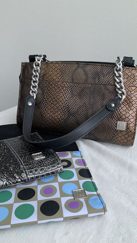 Miche Black Hardshell Silver Chain/ Black Handbag With Detachable Crossbody 2 Interchangeable Shell Covers