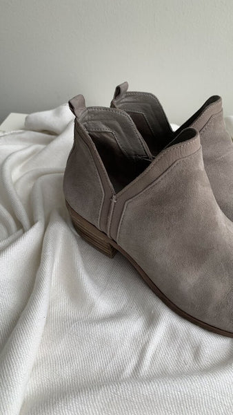 Sam Edelman Taupe Suede Pull On Bootie - Size 8