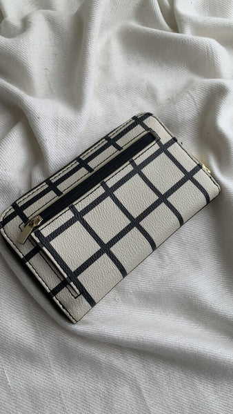 Fossil White/Black Check Print Zip Leather Wallet